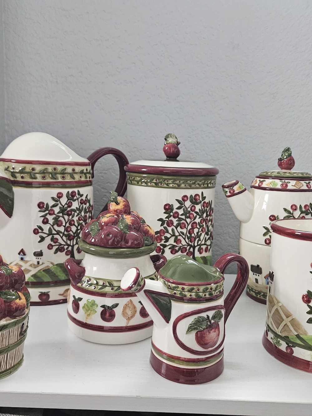Rare Set Of Bella Casa By Ganz Items